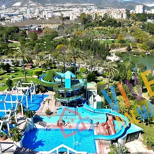https://vive-benalmadena-apartamento-benal-beach-4-423-primera.hotelsinnerja.org